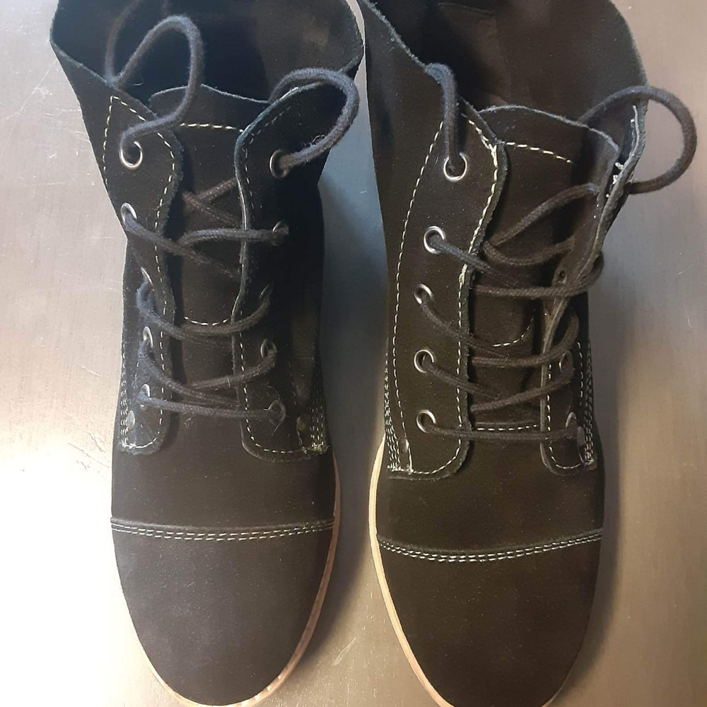 Ankle boots